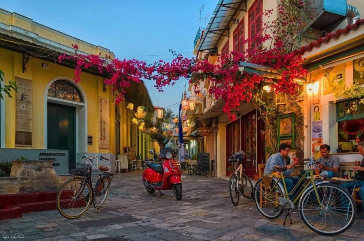 Kalamata'S Sunny Retreat Near The Historic Center エクステリア 写真
