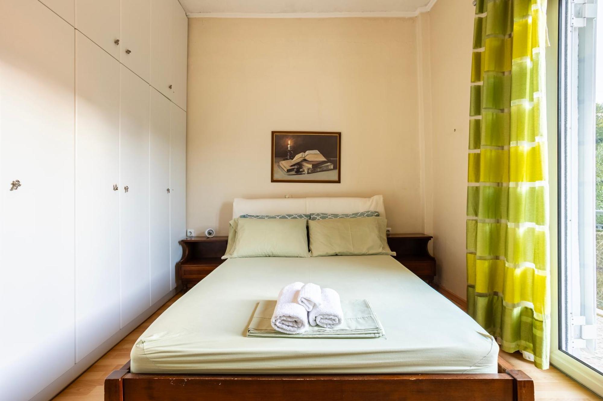 Kalamata'S Sunny Retreat Near The Historic Center エクステリア 写真