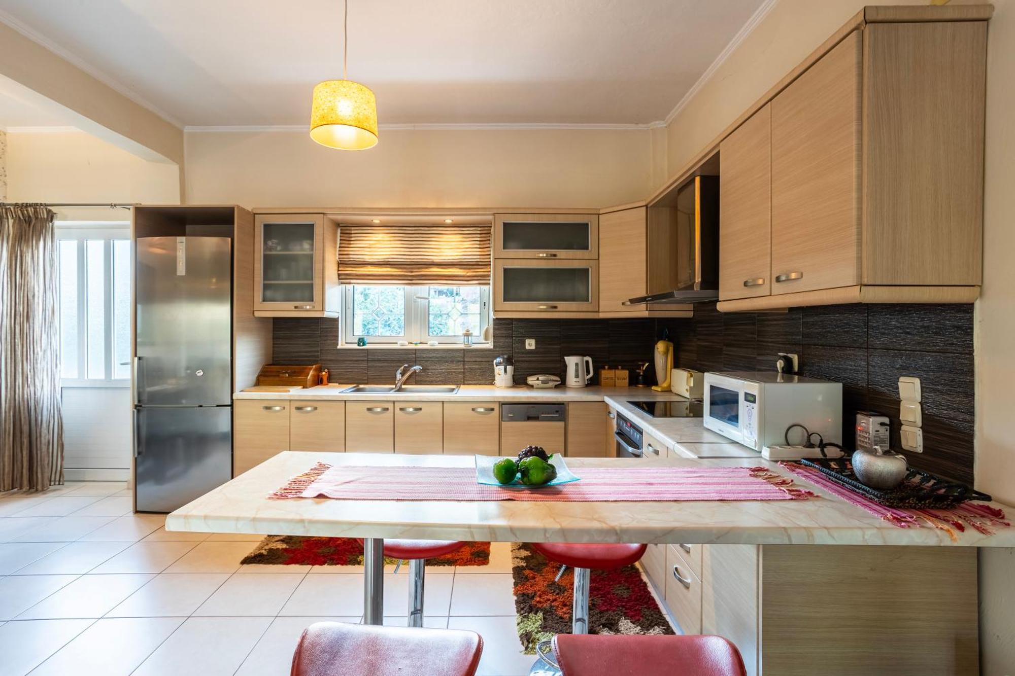 Kalamata'S Sunny Retreat Near The Historic Center エクステリア 写真